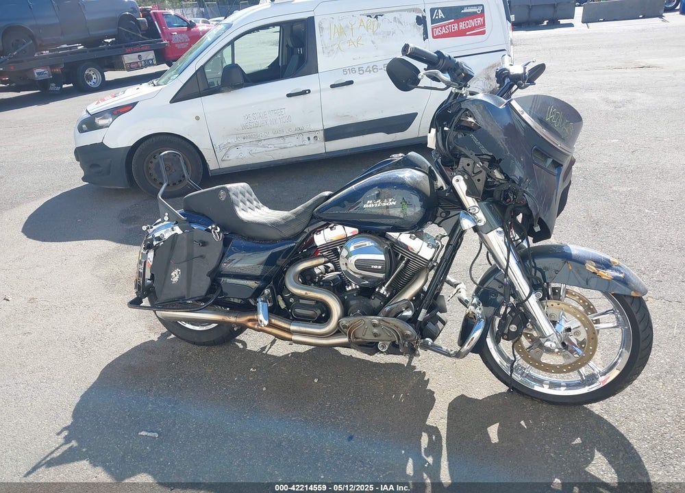 2016 HARLEY-DAVIDSON FLHXS STREET GLIDE SPECIAL VIN: 1HD1KRM18GB692060
