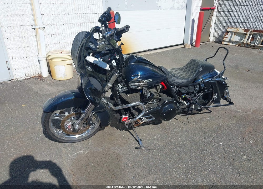 2016 HARLEY-DAVIDSON FLHXS STREET GLIDE SPECIAL VIN: 1HD1KRM18GB692060
