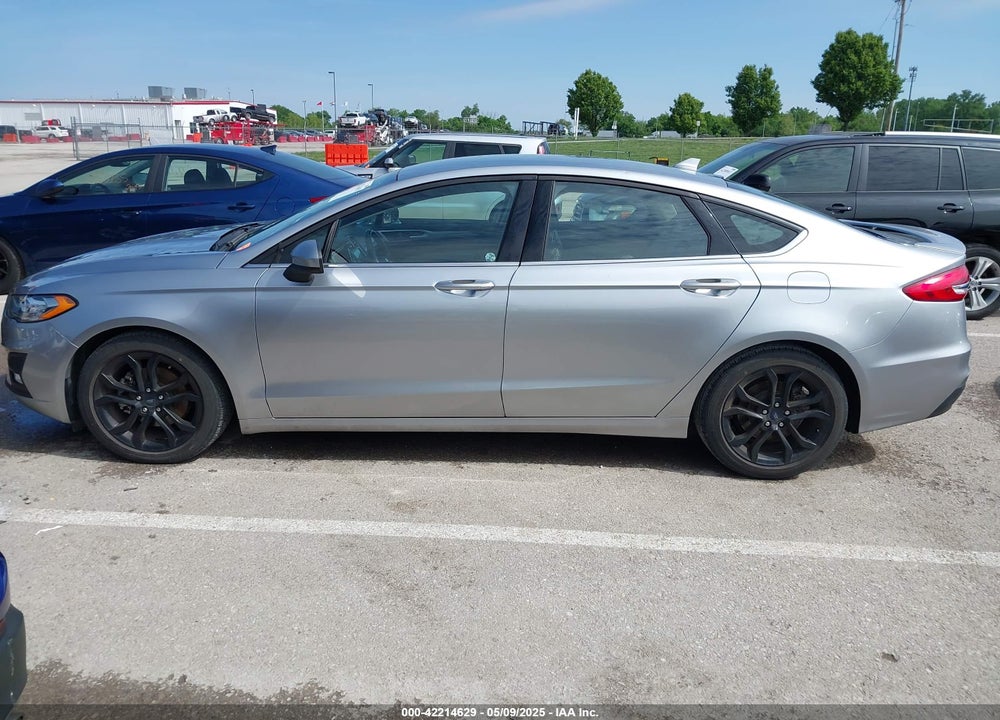 2020 FORD FUSION VIN: 3FA6P0HD4LR251532