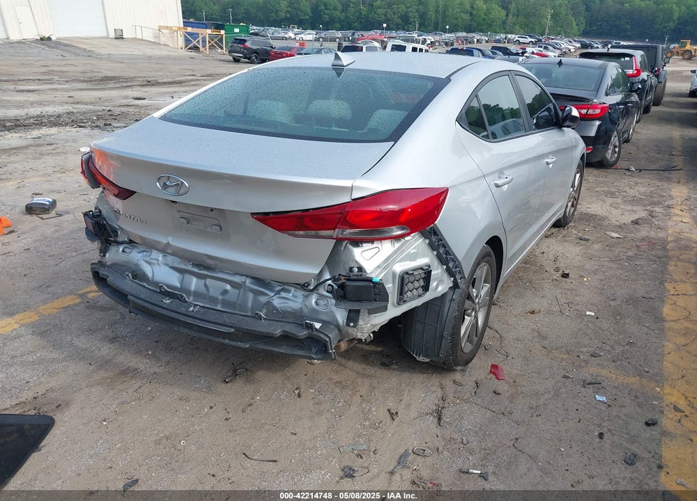 2018 HYUNDAI ELANTRA VIN: 5NPD84LFXJH248813