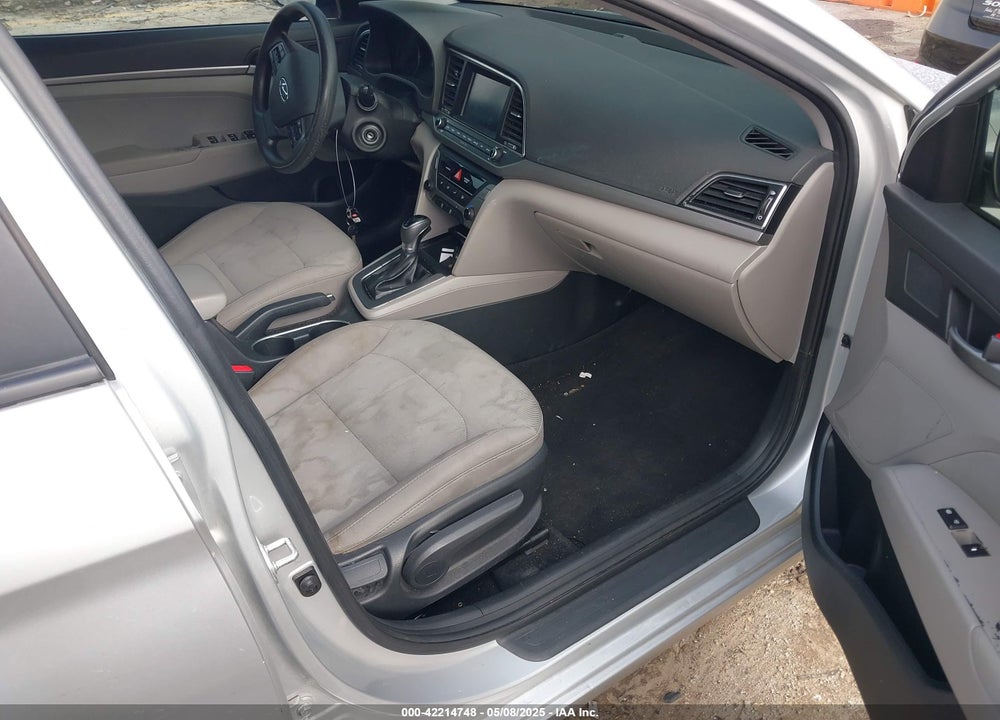2018 HYUNDAI ELANTRA VIN: 5NPD84LFXJH248813