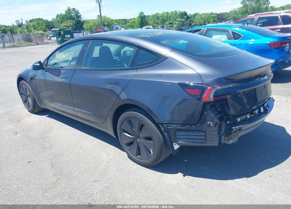 2024 TESLA MODEL 3 LONG RANGE DUAL MOTOR ALL-WHEEL DRIVE/REAR-WHEEL DRIVE VIN: 5YJ3E1EA3RF784002