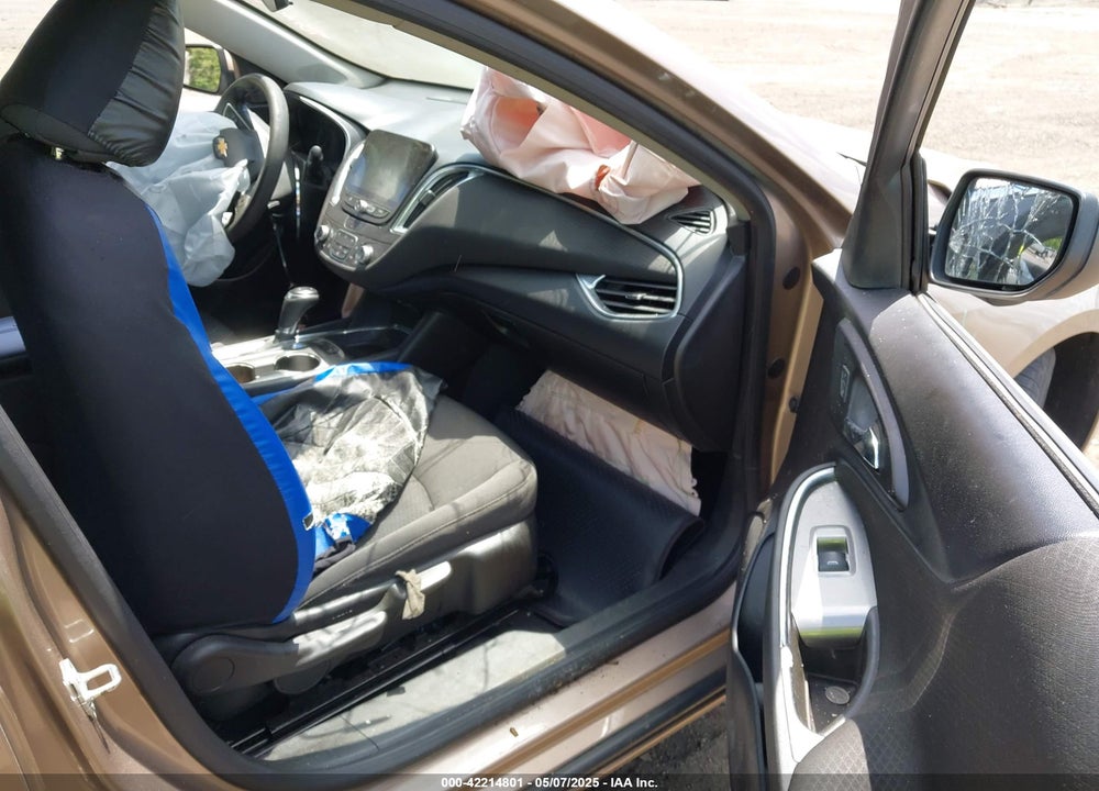2019 CHEVROLET MALIBU LT VIN: 1G1ZD5ST9KF113468