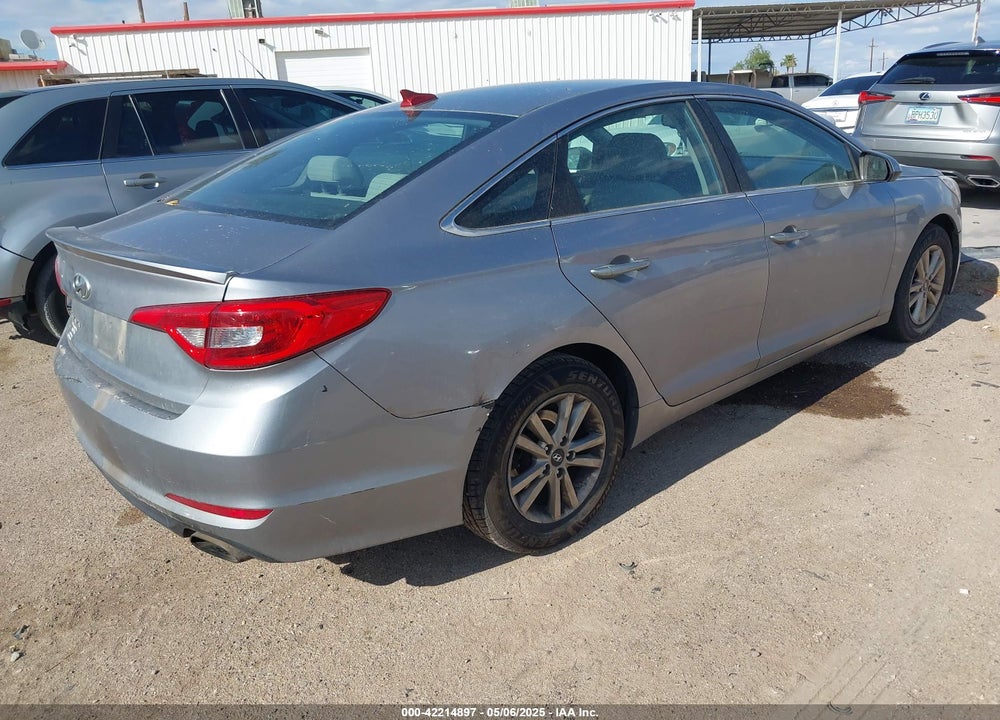 2016 HYUNDAI SONATA VIN: 5NPE24AFXGH285362