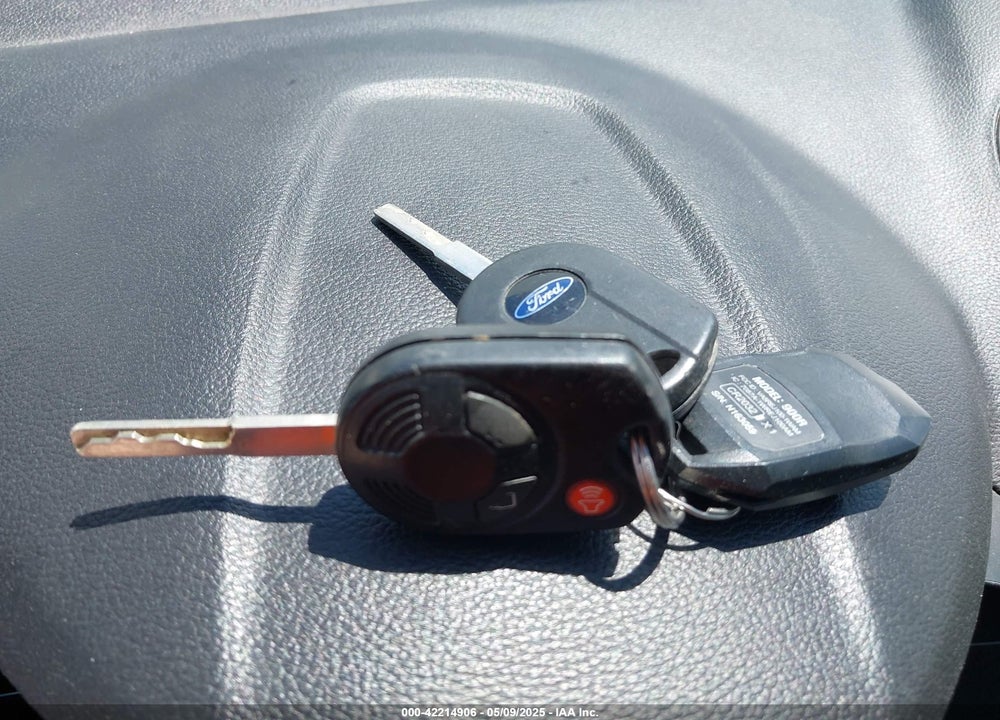 2015 FORD ESCAPE S VIN: 1FMCU0F75FUA78633