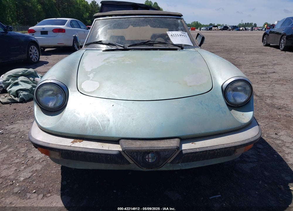 1983 ALFA ROMEO VELOCE 2000 SPIDER VIN: ZARBA5411D1016042
