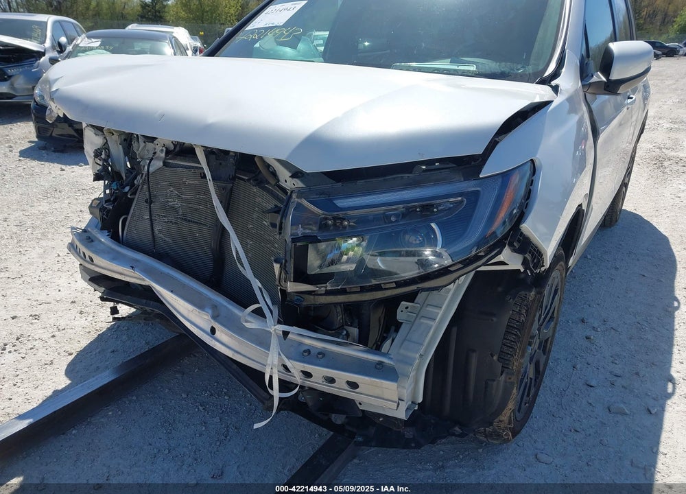 2023 HONDA PASSPORT VIN: 5FNYF8H58PB023201