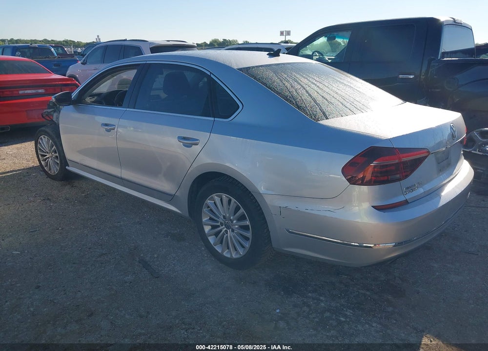 2017 VOLKSWAGEN PASSAT VIN: 1VWBT7A35HC005395