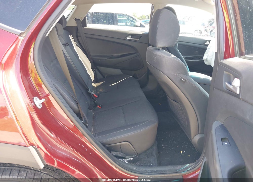 2019 HYUNDAI TUCSON SE VIN: KM8J2CA44KU937152