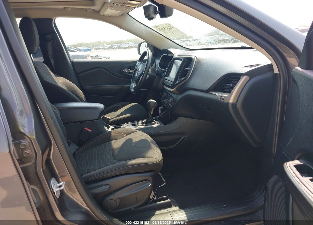 2016 JEEP CHEROKEE 75TH ANNIVERSARY VIN: 1C4PJLCB3GW323797