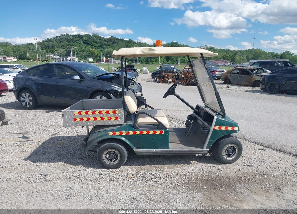 2004 CLUB CAR AQ VIN: 00000A00420393553