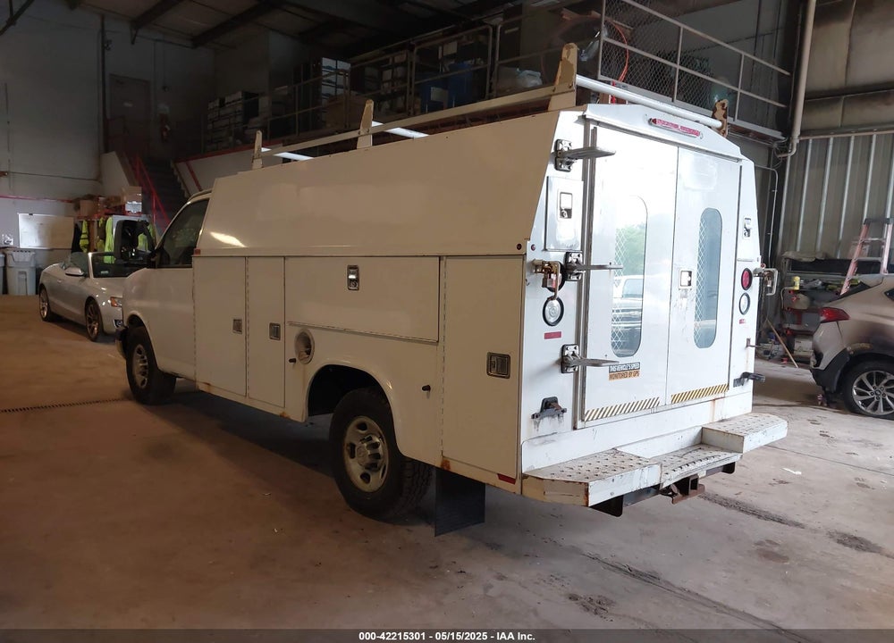 2013 CHEVROLET EXPRESS CUTAWAY 3500 VIN: 1GB0G2CG8D1152953