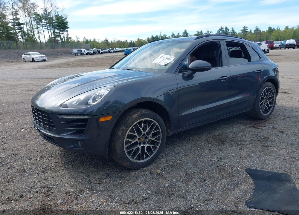 2018 PORSCHE MACAN VIN: WP1AB2A54JLB30852