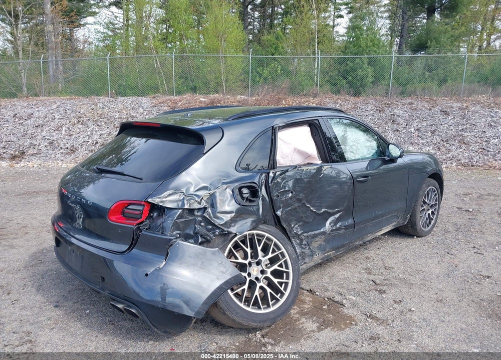 2018 PORSCHE MACAN VIN: WP1AB2A54JLB30852