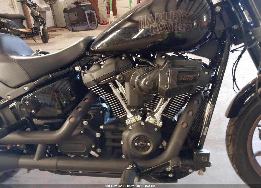 2023 HARLEY-DAVIDSON FXLRS VIN: 1HD1YWZ16PB062902