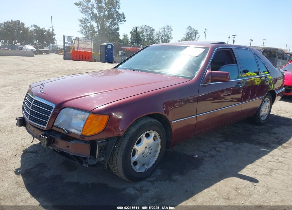 1992 MERCEDES-BENZ 400 VIN: WDBGA42E5NA061808