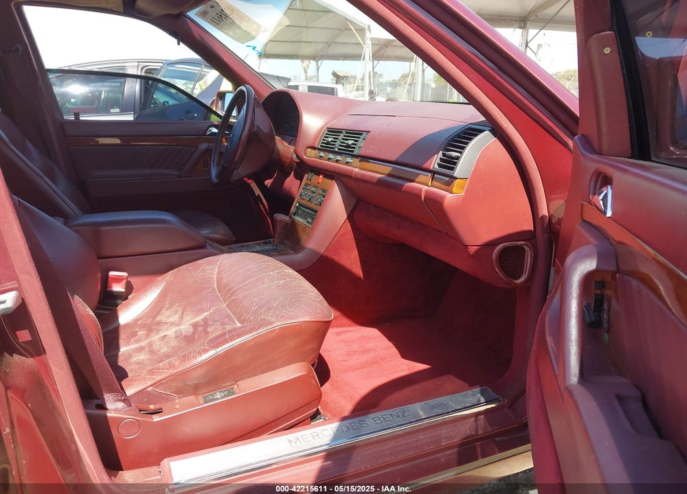 1992 MERCEDES-BENZ 400 VIN: WDBGA42E5NA061808