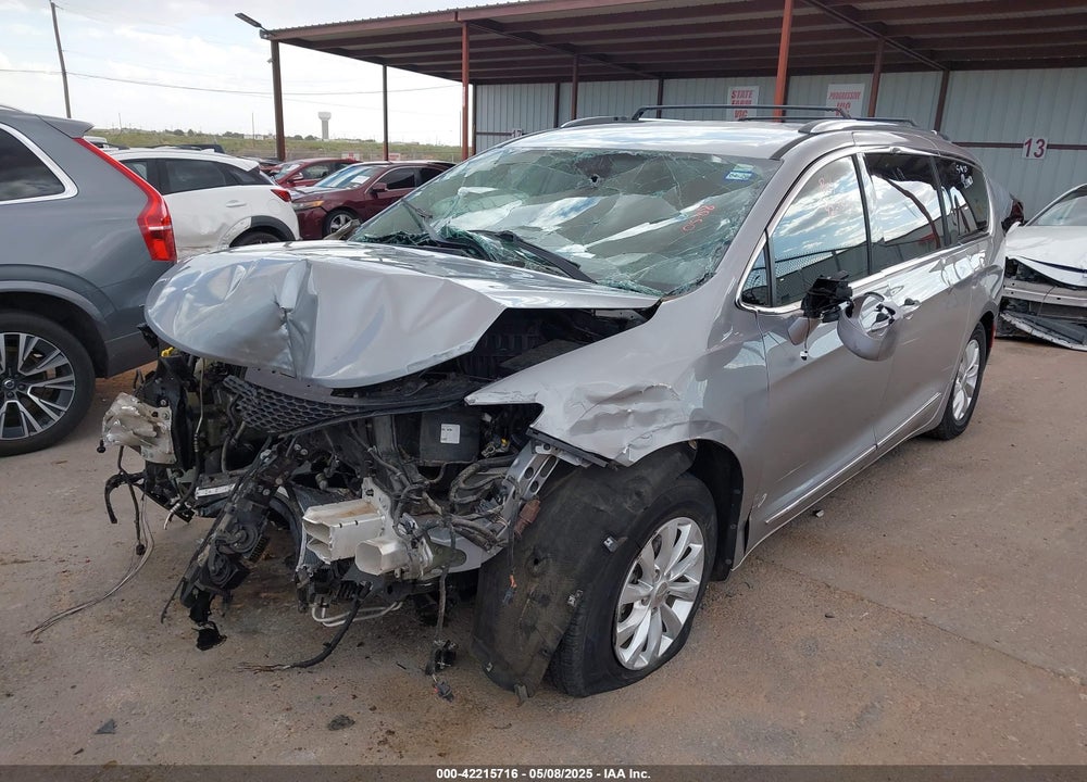 2018 CHRYSLER PACIFICA TOURING L VIN: 2C4RC1BG9JR110289