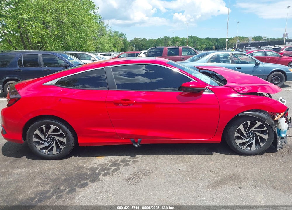 2018 HONDA CIVIC VIN: 2HGFC4B0XJH307406