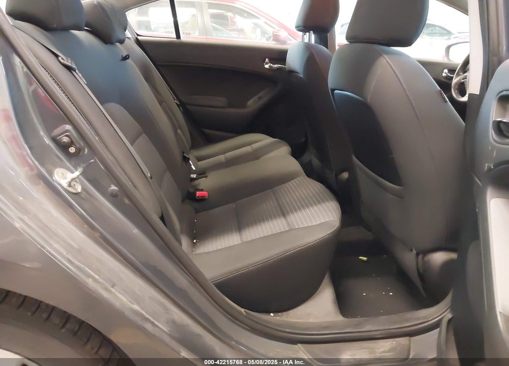 2016 KIA FORTE LX VIN: KNAFX4A60G5443632