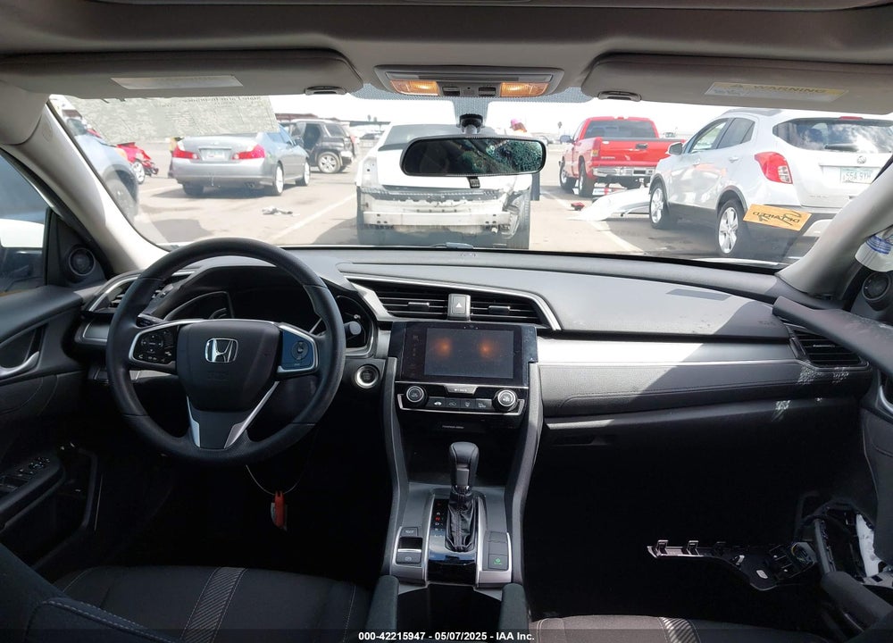 2018 HONDA CIVIC VIN: 2HGFC2F73JH568243