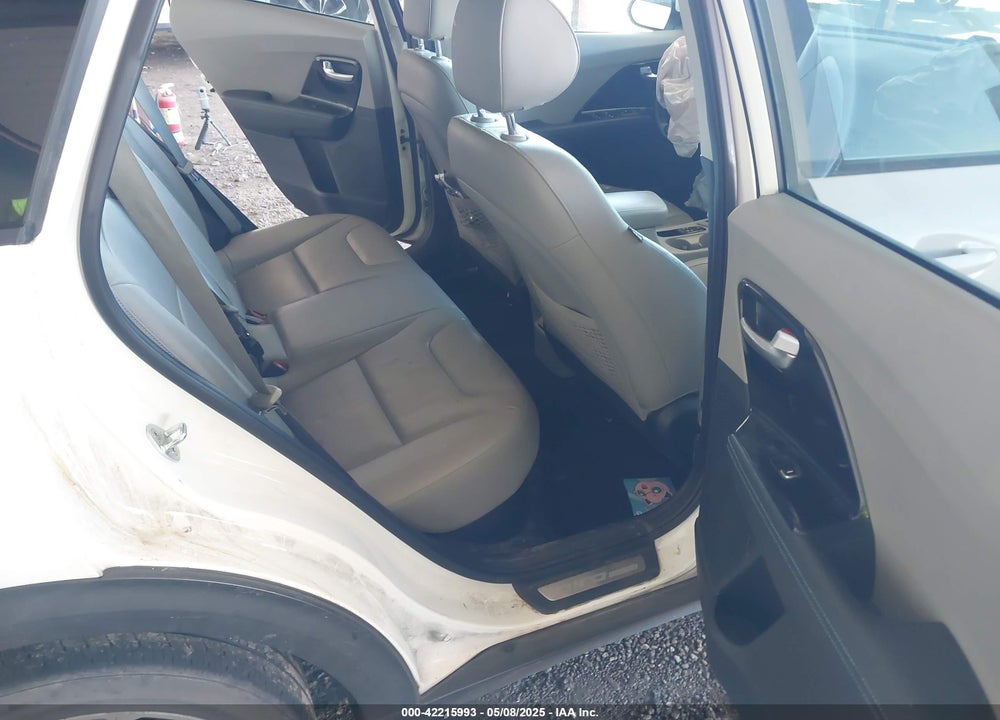 2017 KIA NIRO VIN: KNDCE3LC1H5038034