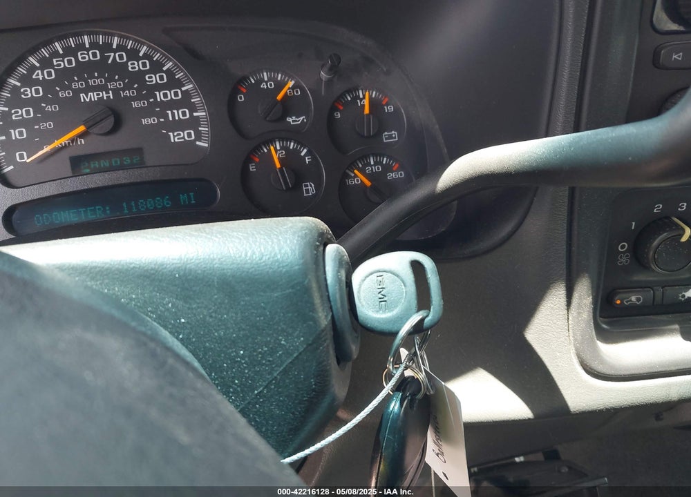 2005 GMC SIERRA 1500 SLE VIN: 1GTEK19B55Z213622