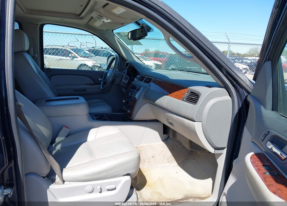 2007 CHEVROLET TAHOE VIN: 1GNFK13007J123511