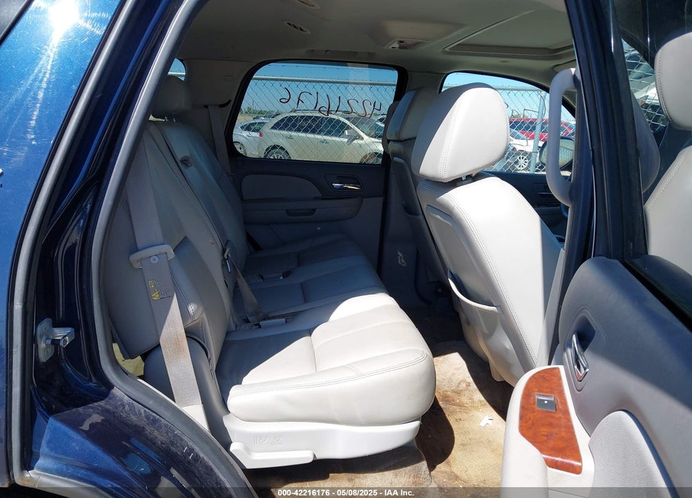 2007 CHEVROLET TAHOE VIN: 1GNFK13007J123511