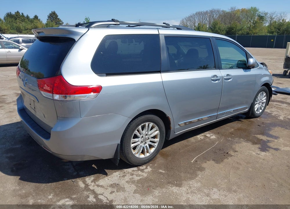 2011 TOYOTA SIENNA XLE V6 VIN: 5TDYK3DC0BS150354