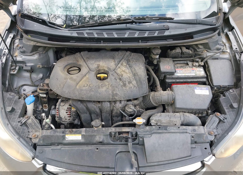 2012 HYUNDAI ELANTRA VIN: KMHDH4AE9CU198677