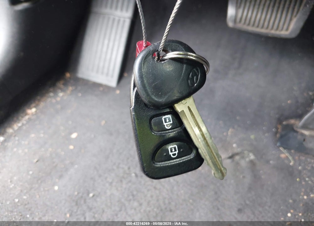 2012 HYUNDAI ELANTRA VIN: KMHDH4AE9CU198677