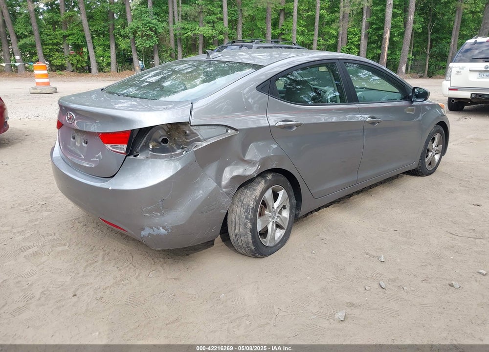 2012 HYUNDAI ELANTRA VIN: KMHDH4AE9CU198677