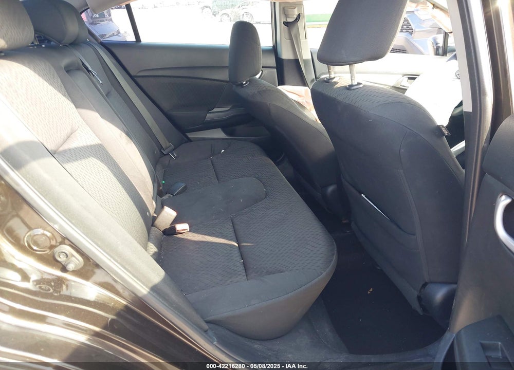 2014 HONDA CIVIC VIN: 2HGFB2F81EH555640