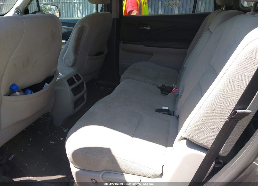 2021 HONDA PILOT 2WD EX VIN: 5FNYF5H35MB013590