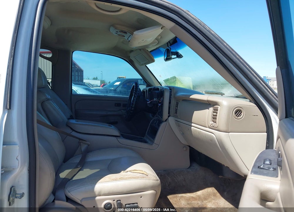 2004 CHEVROLET SUBURBAN 1500 Z71 VIN: 3GNFK16Z04G284447