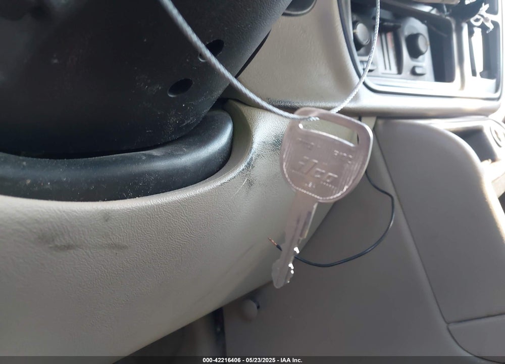2004 CHEVROLET SUBURBAN 1500 Z71 VIN: 3GNFK16Z04G284447