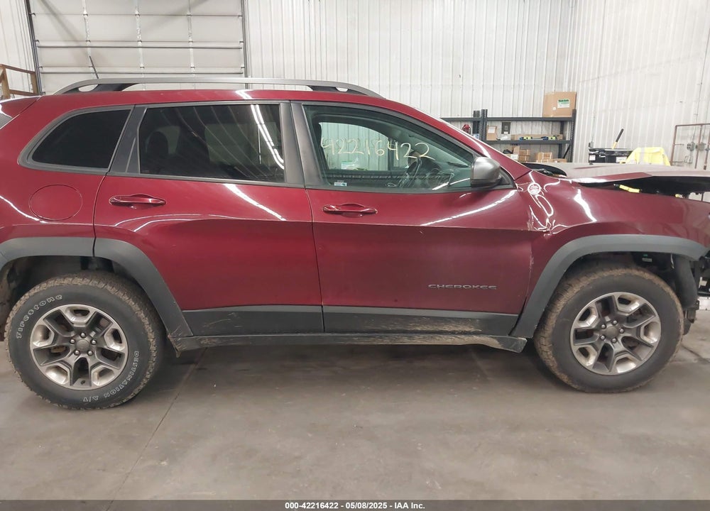 2019 JEEP CHEROKEE TRAILHAWK 4X4 VIN: 1C4PJMBX7KD200267