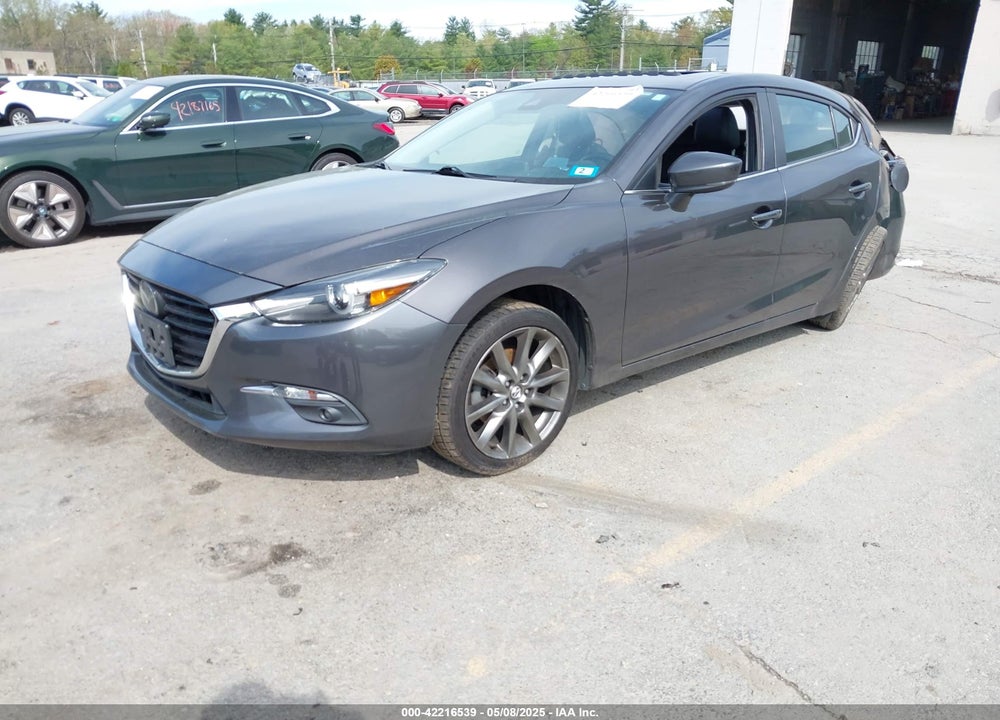 2018 MAZDA 3 VIN: 3MZBN1M39JM192552