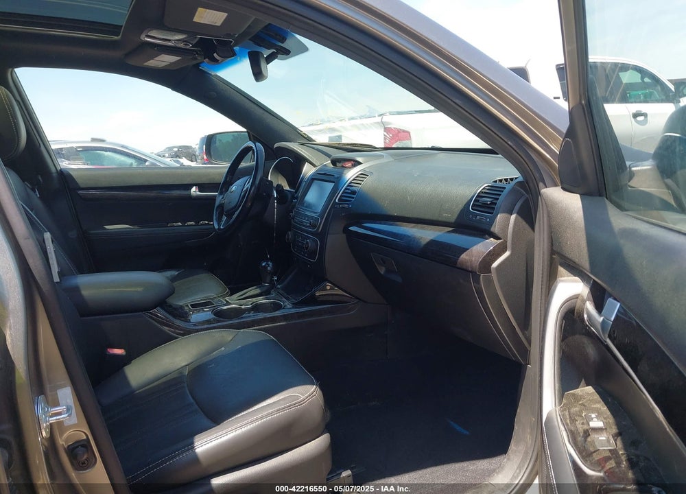 2014 KIA SORENTO VIN: 5XYKW4A75EG489362