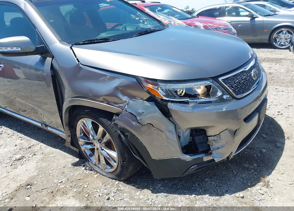2014 KIA SORENTO VIN: 5XYKW4A75EG489362