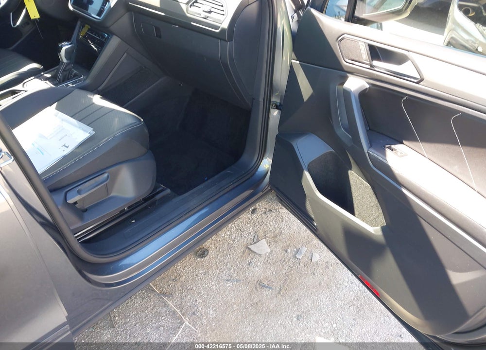 2024 VOLKSWAGEN TIGUAN VIN: 3VV3B7AX9RM001526