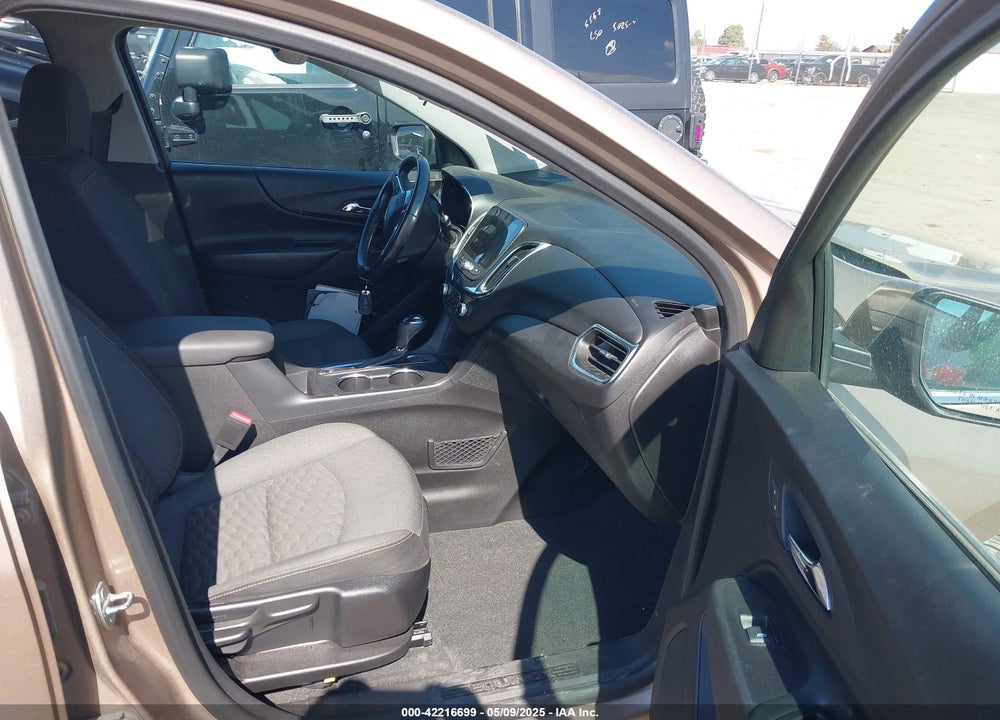 2018 CHEVROLET EQUINOX LT VIN: 2GNAXJEV9J6278308