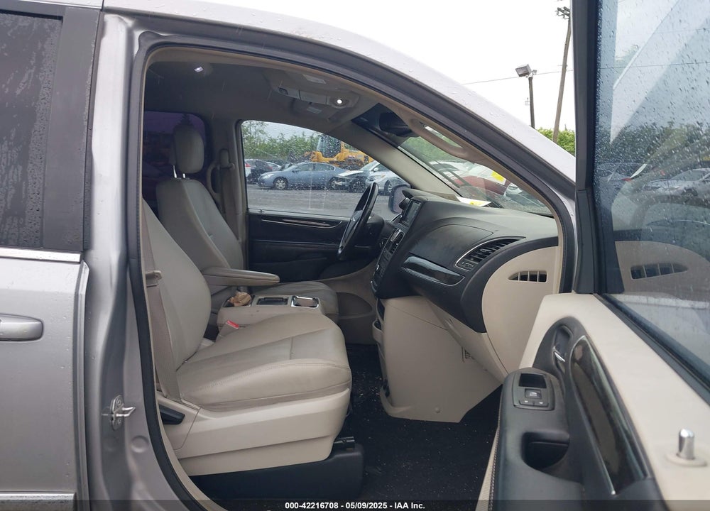 2015 CHRYSLER TOWN & COUNTRY TOURING VIN: 2C4RC1BG7FR677334