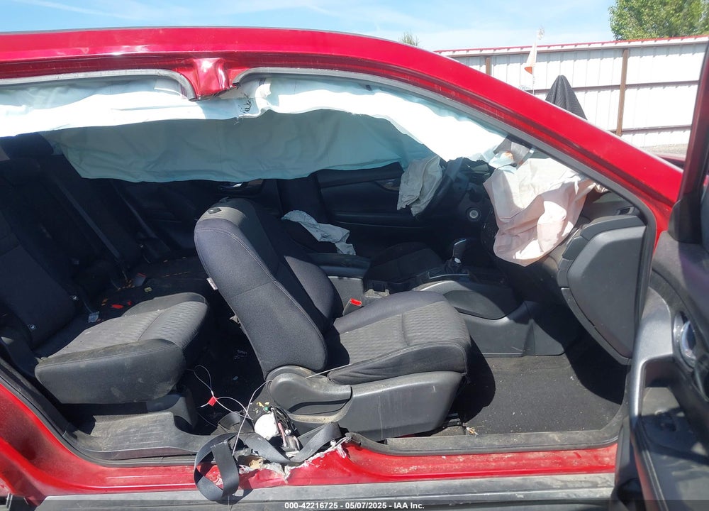 2017 NISSAN ROGUE VIN: JN8AT2MV6HW004256