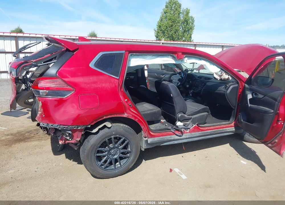 2017 NISSAN ROGUE VIN: JN8AT2MV6HW004256