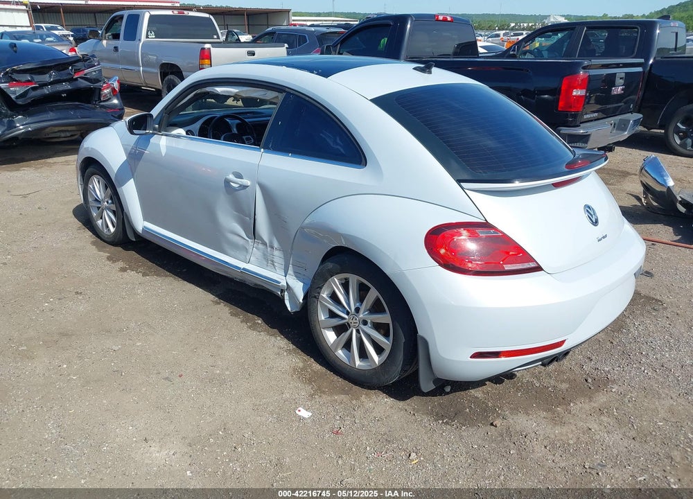 2018 VOLKSWAGEN BEETLE 2.0T SE VIN: 3VWJD7AT7JM714827