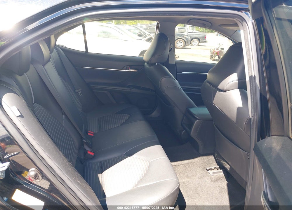 2018 TOYOTA CAMRY VIN: JTNB11HK2J3012373
