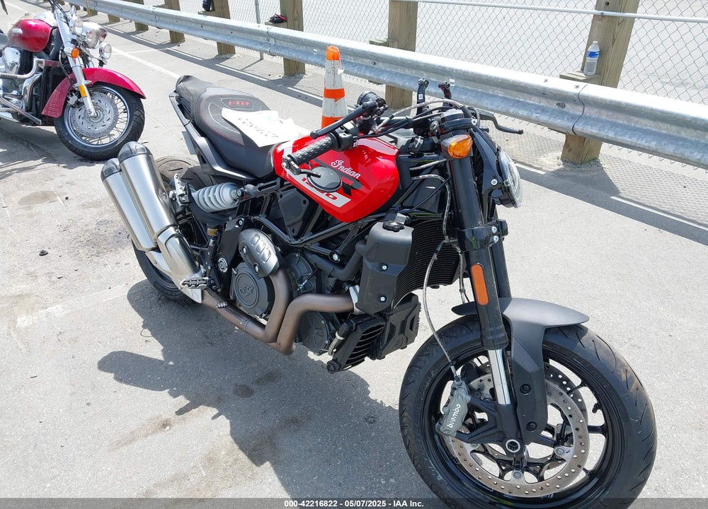 2024 INDIAN MOTORCYCLE CO. FTR VIN: 56KRZA223R3019004
