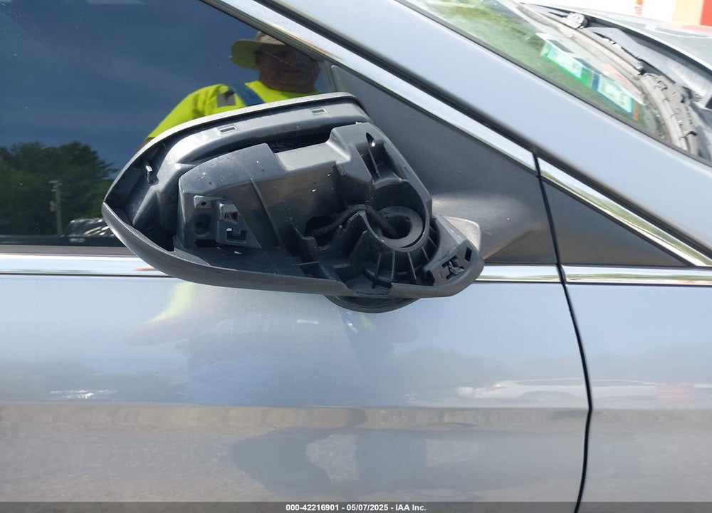 2015 HYUNDAI SONATA VIN: 5NPE24AF3FH147614